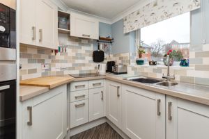 KITCHEN- click for photo gallery